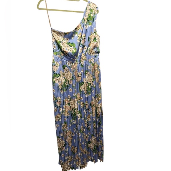 NEW YORK & COMPANY Plus One Shoulder Pleaded Jumpsuit,Color Lavender ,XXL Size - Picture 4 of 6